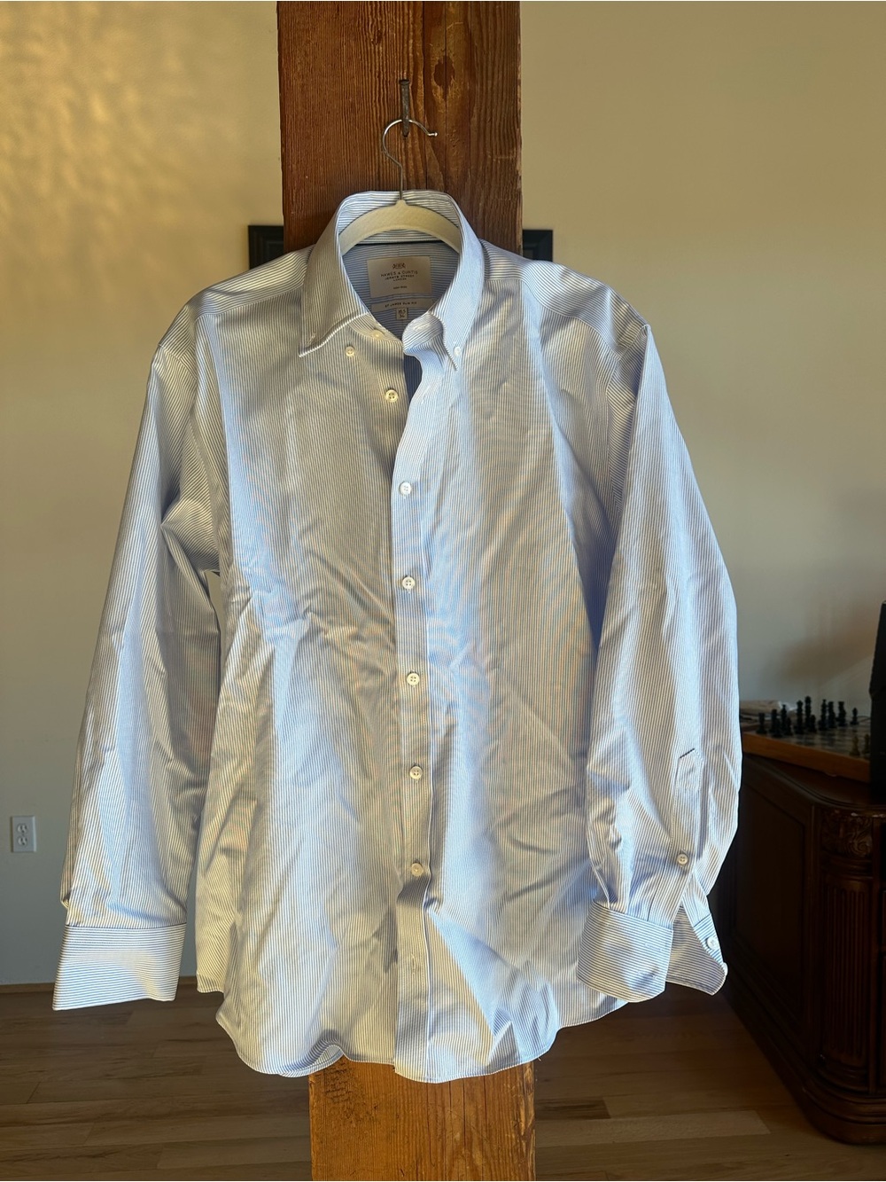 Hawes & Curtis Men's Light Blue Pinstripe Dress Shirt - Button-Down Collar NWT